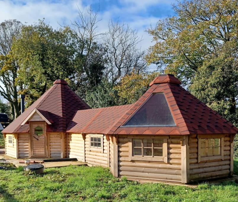 Antler Lodge Rushton Spencer Bagian luar foto